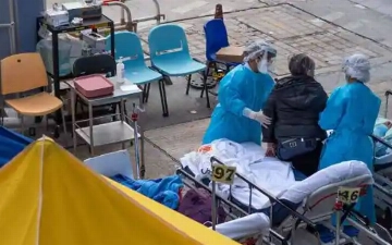 В Китае число зараженных коронавирусом достигло 900 млн человек