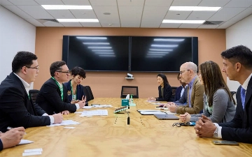 Комил Алламжонов обсудил развитие сотрудничества Узбекистана с Meta