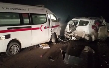 Surxondaryoda Spark va tez yordam mashinasi o'zaro to'qnashishi oqibatida haydovchi halok bo'ldi