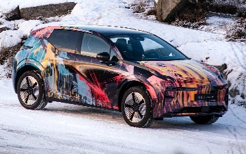 Zeekr показал новый компактный электромобиль 003