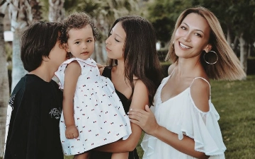 Лола появится в журнале со старшей дочерью