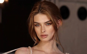 У Леонардо ДиКаприо новая девушка — ей всего 19  