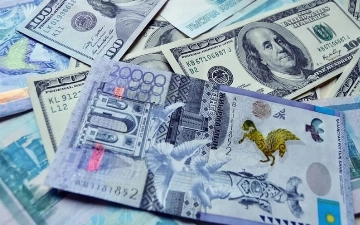 В Узбекистане подорожали все валюты, кроме доллара и тенге