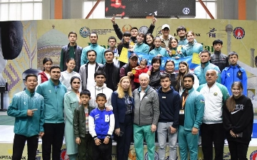 Узбекские фехтовальщики завоевали 16 медалей на Чемпионате Азии