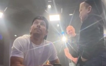 Хасбик отказался бить Марка Уолберга