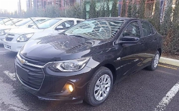 Узбекистанцы уже начали перепродавать новенькие Chevrolet Onix