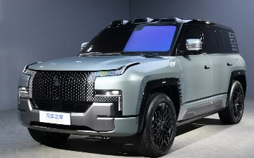 BYD смог удивить интерьером нового 1100-сильного внедорожника