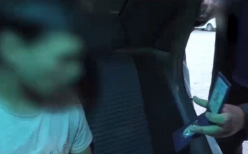 В Фергане сотрудник хокимията попался на взятке в $4 тысячи (видео)