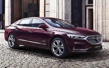 General Motors показал салон нового седана