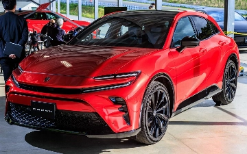 Toyota презентовала пятидверный Crown Sport