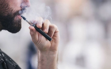 В Австралии запретили импорт электронных сигарет и продажу одноразовых вейпов