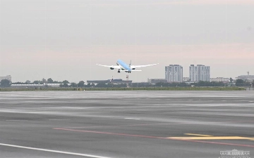 Шавкат Мирзиёев улетел в Китай по приглашению Си Цзиньпина