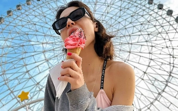 Асаль Юлдашева продемонстрировала свои вокальные данные