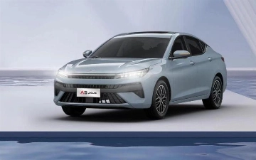 JAC презентовал обновленный лифтбек A5 Plus, который дешевле Chevrolet Spark