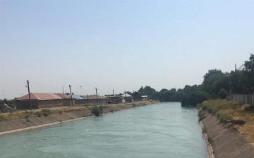 Водолазы спустя девять дней нашли тело выпускника, утонувшего в Большом Ферганском канале