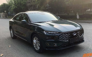 В сети показали самый дешевый Ford Mondeo