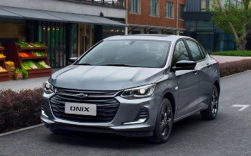 В России начали продавать Chevrolet Onix — сколько он стоит