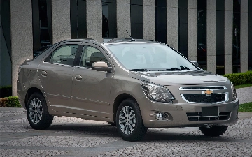 Дилеры в России продают Chevrolet Cobalt намного дороже, чем в Узбекистане