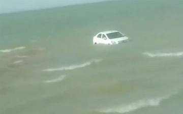 В Навои заметили плавающий Cobalt (видео)