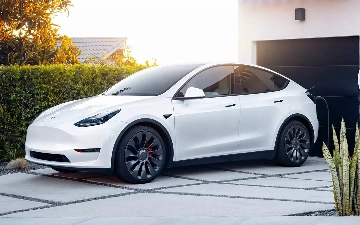 Tesla Model Y стал самым продаваемым автомобилем в Европе
