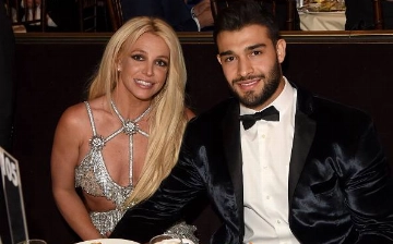 Бритни Спирс подтвердила развод с Сэмом Асгари