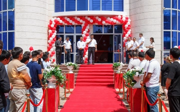  В Сурхандарье открылся еще один обновленный офис Mobiuz (фото)