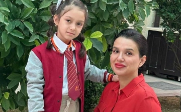Дети узбекских звезд, которые сегодня пошли в школу