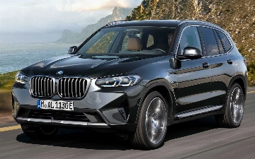 Обновленный BMW X3 в камуфляже заметили на дорогах общего пользования