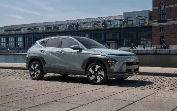 Hyundai раскрыл цены на обновленный кроссовер Kona