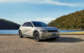 Hyundai Ioniq обновился и стал дешевле