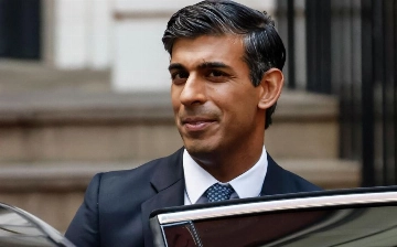 «Мужчина — это мужчина, а женщина — это женщина. Это здравый смысл» — премьер Великобритании