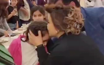 Юлдуз Усманова провела целый день с воспитанниками детского дома