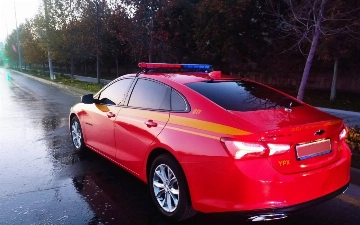 В Самарканде инспекторам ДПС выдали красные патрульные Malibu 2 и Equinox