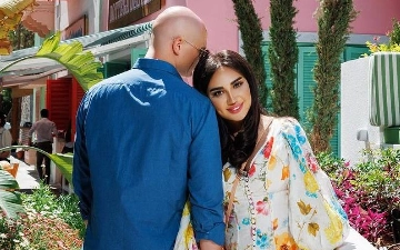 «Буду любить тебя, даже если ты станешь толстой и лысой»: Муниса Ризаева поделилась разговором с мужем