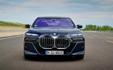 «Ноздри» BMW изменились практически до неузнаваемости