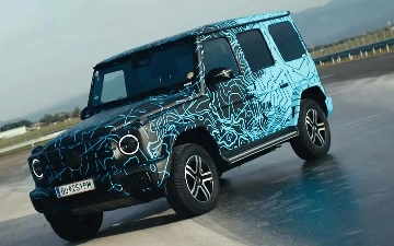 Глава Mercedes-Benz прокатился за рулем электрического «Гелика»