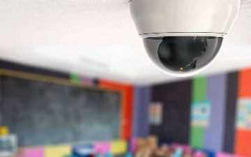 Экзамены в спецшколах и защиты диссертаций начнут транслировать в прямом эфире