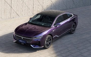 В Китае в продажу поступил гибридный Voyah Passion