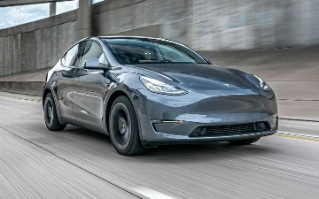 Tesla отзывает более 1,6 млн электромобилей в Китае