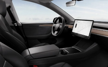 Tesla сильно урезала аудиосистему Model Y