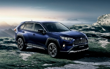 Китайцы жалуются на Toyota RAV4: автомобили начинают ржаветь в течение года