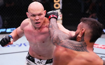 Узбекский боец Богдан Гуськов нокаутировал Зака Паугу