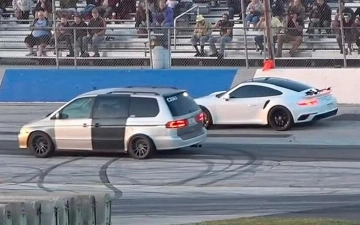 Старенький Honda Odyssey получил моторы на 1 тысячу лошедей от Tesla Model S Plaid