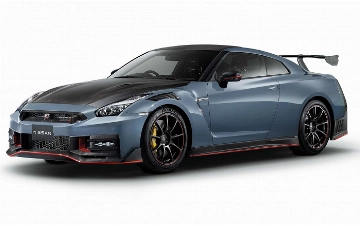 В сети показали новейший Nissan GT-R с уменьшенной «турбоямой»