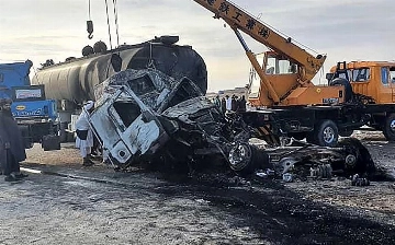 В Афганистане столкнулись автобус, мотоцикл и бензовоз: погибли свыше 20 человек