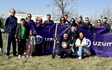 Сотрудники Uzum в рамках республиканского хашара высадили деревья по всему Узбекистану