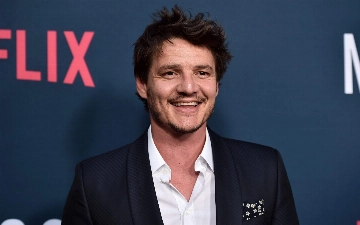 Педро Паскаль вынужден был сняться в фильме «Баффи», чтобы его не выселили из квартиры