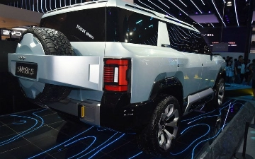 BYD анонсировал новейший Leopard 8