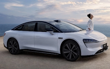 Chery и Huawei презентовали новейший седан Luxeed S7