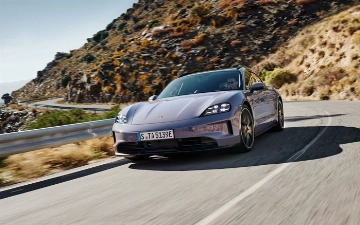 В Porsche прокомментировали сходство Xiaomi SU7 с машинами немецкого бренда